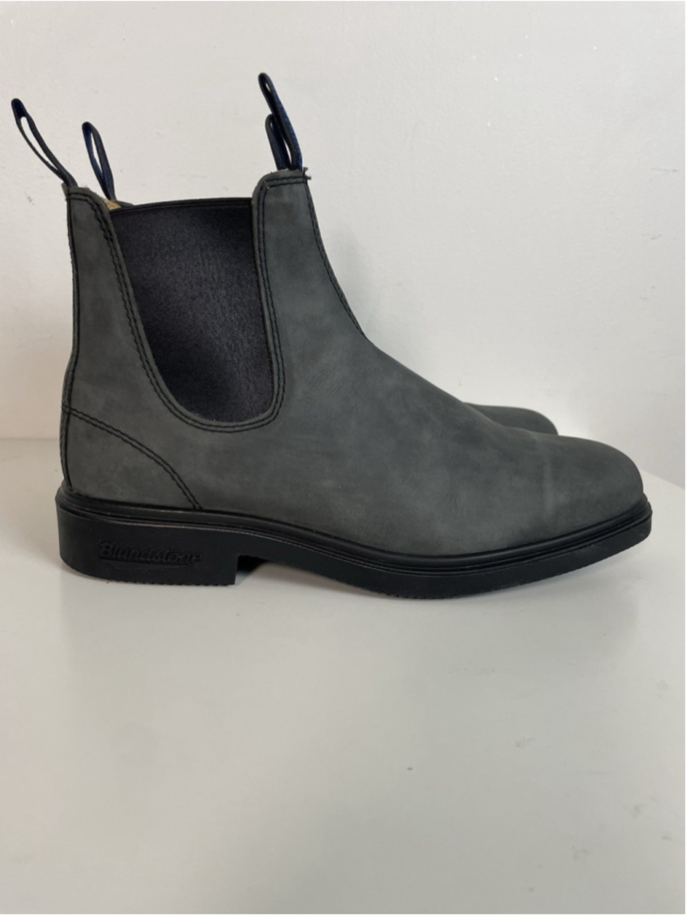 Blundstone 1392 Winter Thermal Chelsea Leather Boots Mens US 9.5 Thinsulate MINT